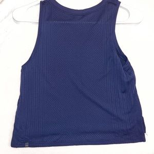 Lululemon cropped train top